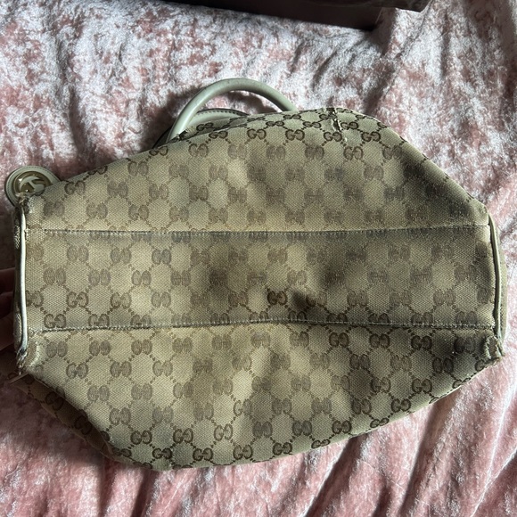 Gucci purse with matching wallet - Picture 2 of 16